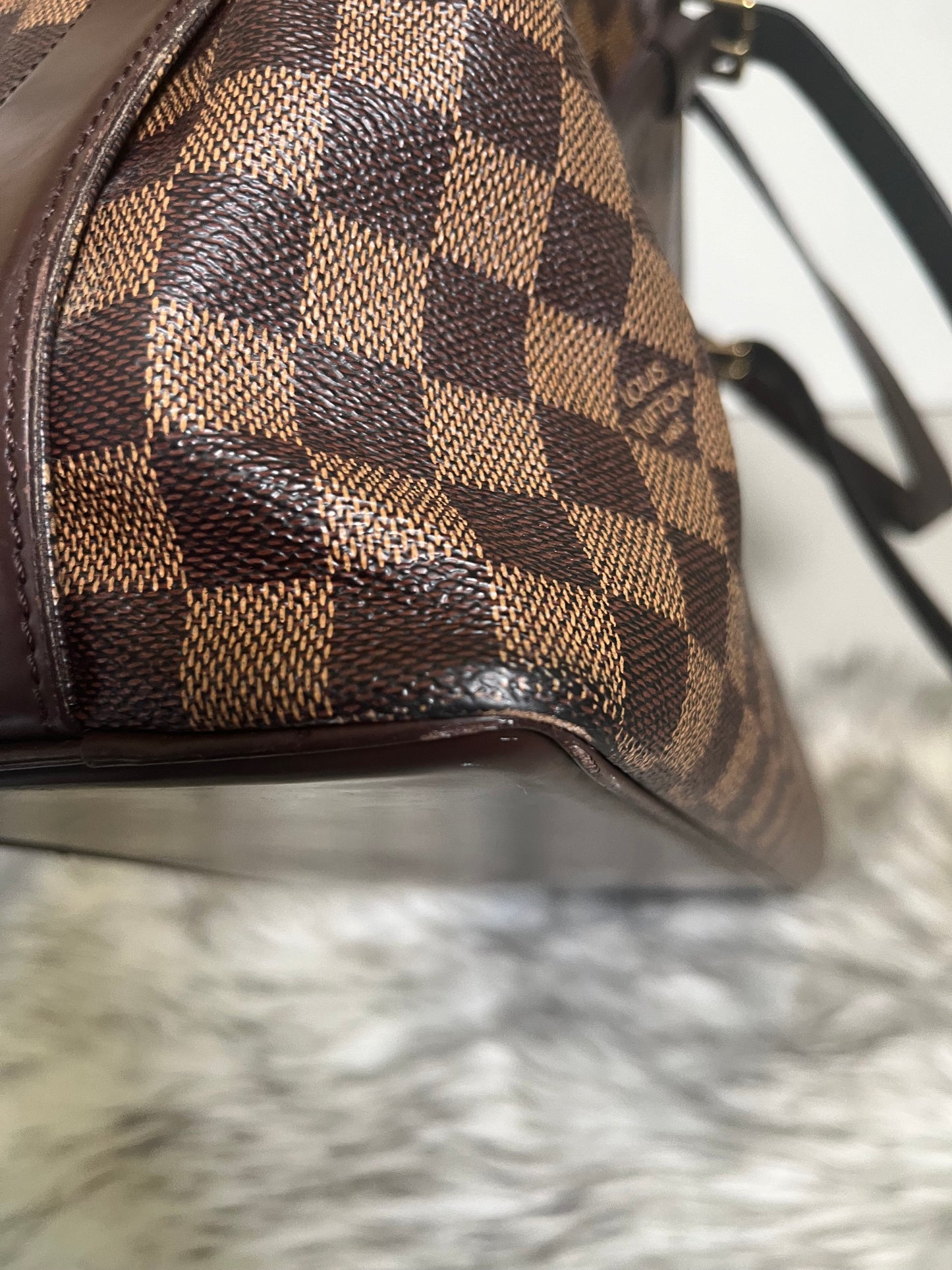 Chelsea In Damier Ebene GM