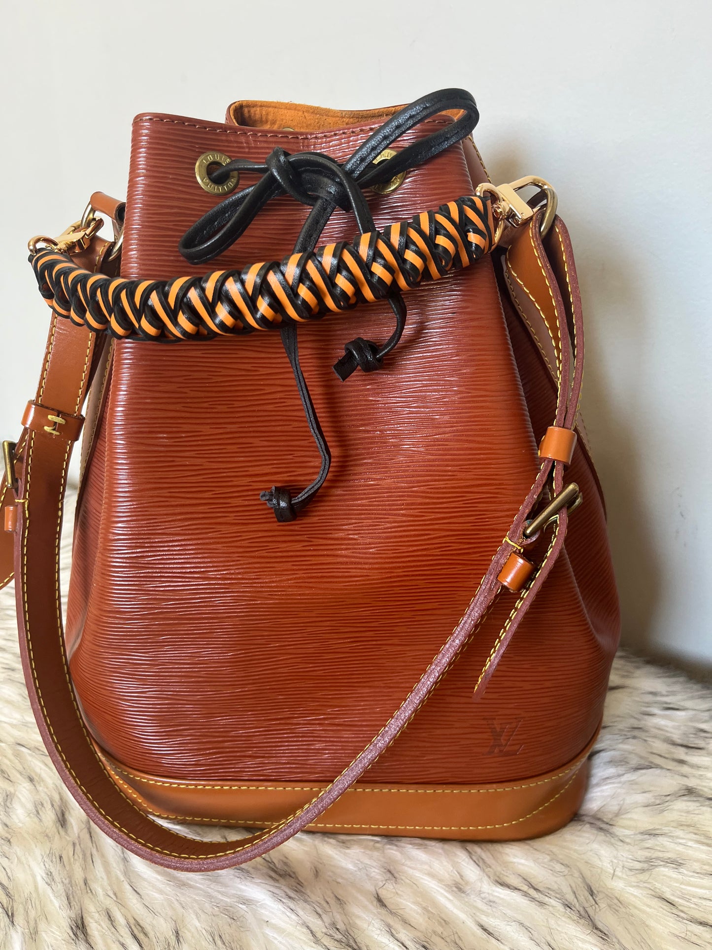 Bucket Bag