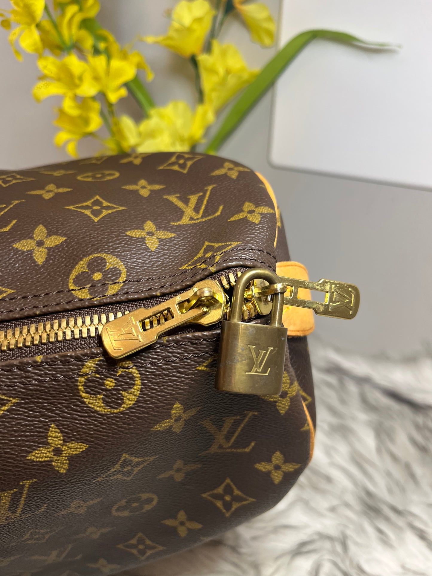 Louis Vuitton Keepall 45 Monogram