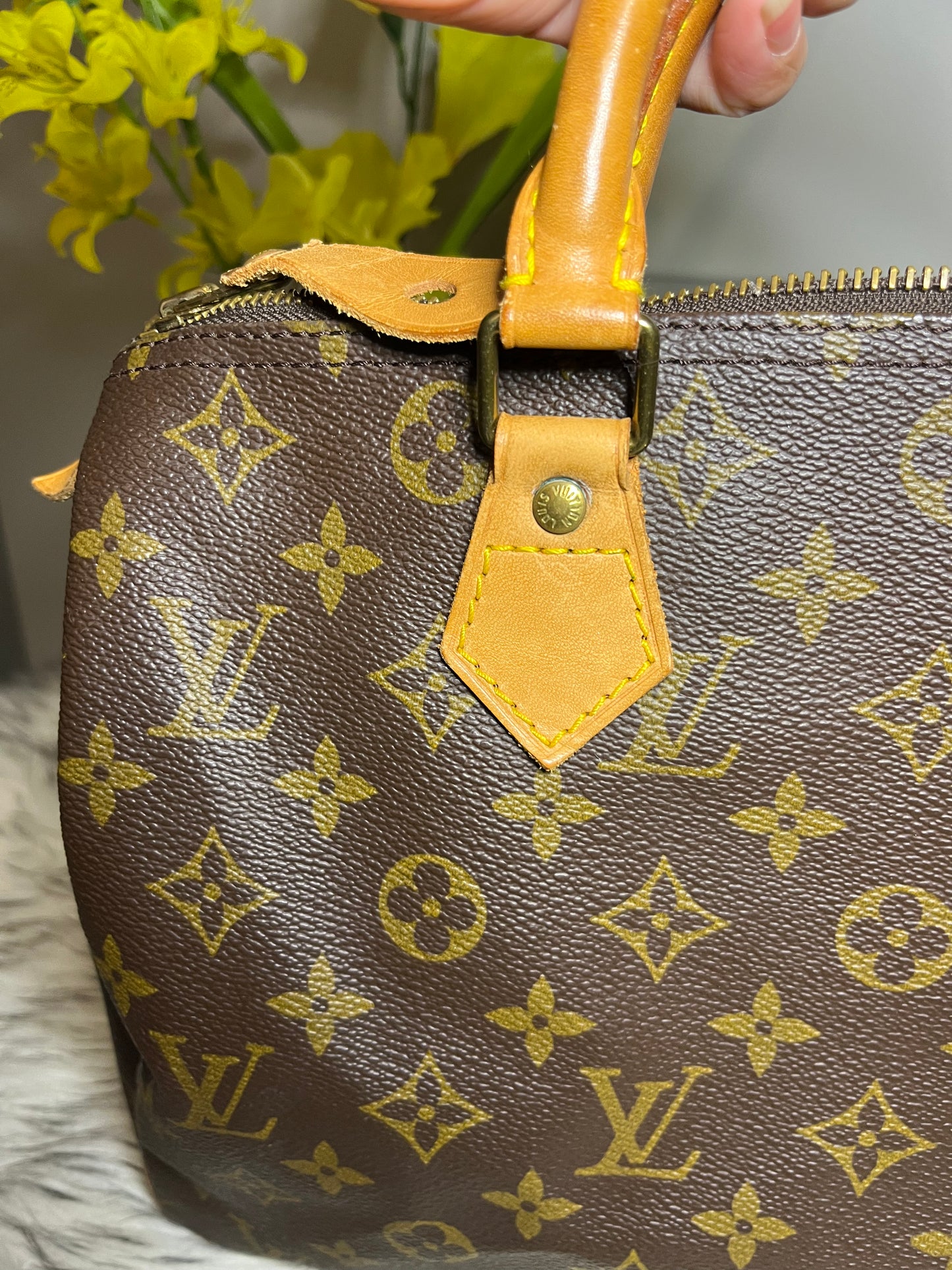 LUIS VUITTON SPEEDY 30